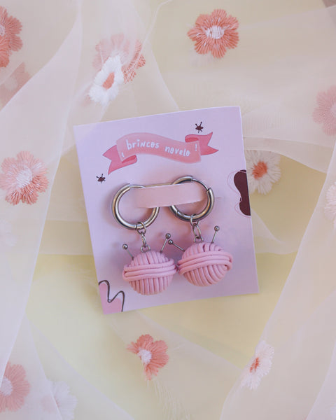 Brincos Novelo – Edição Especial Maii Handmade x Wohana Shop