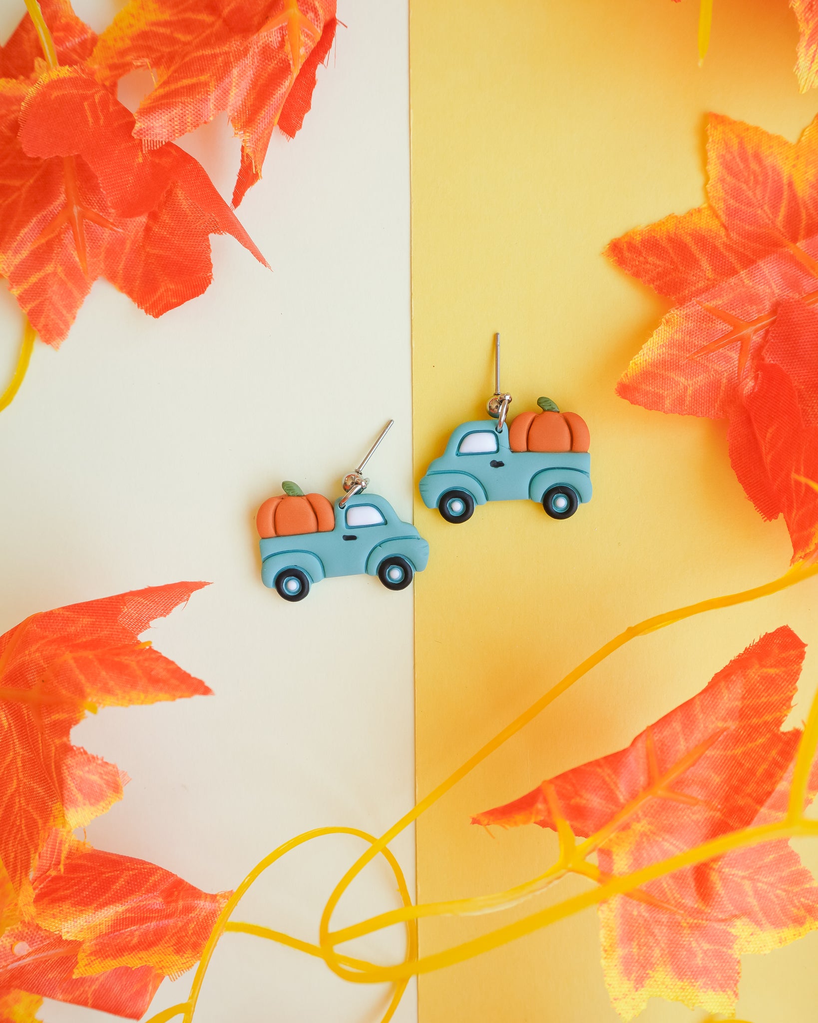 Brincos Pumpkin Truck