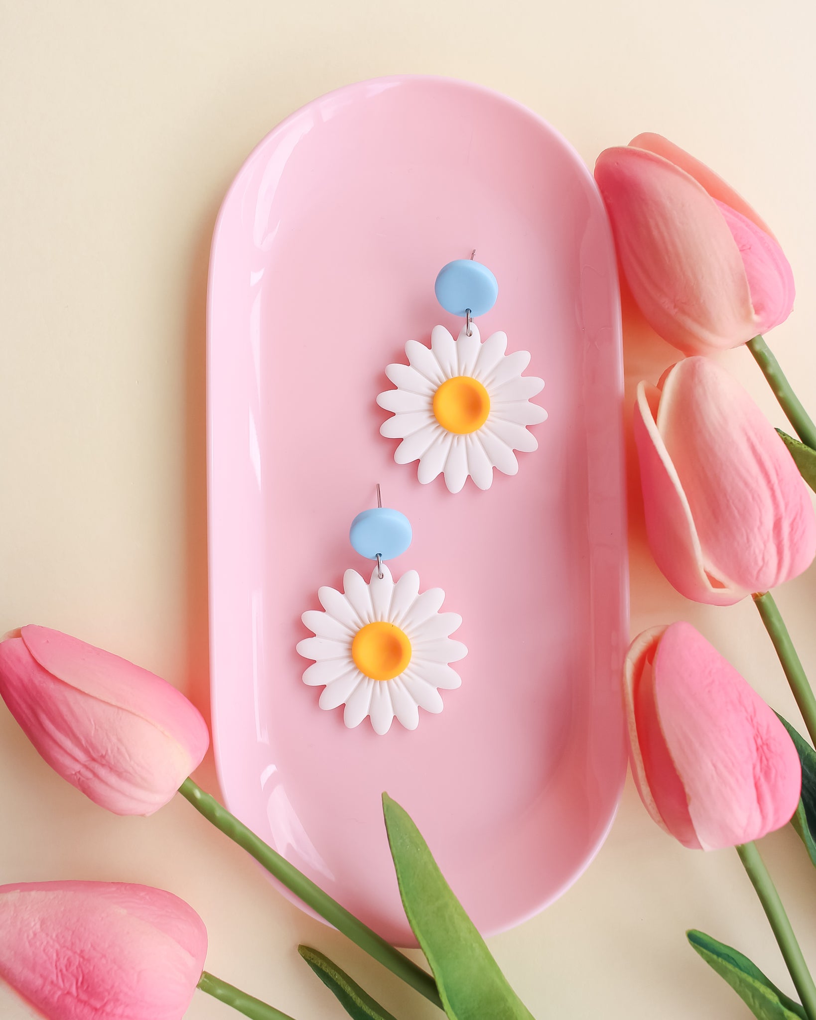 Brincos Daisy