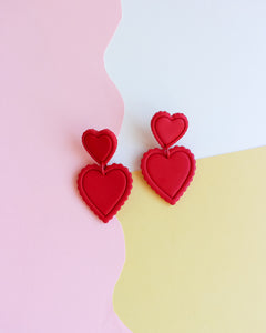 Brincos Scalloped Heart