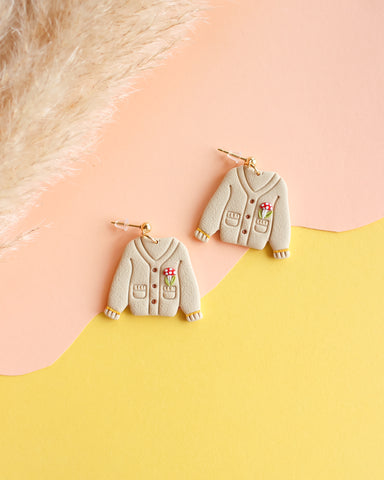 Brincos Cozy Cardigan